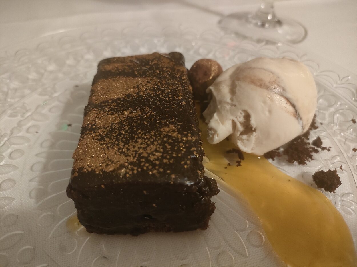 Como Oro Para Chocolate, un delicioso postre servido en el restaurante Trastámara | Foto: Guillermo Álvarez