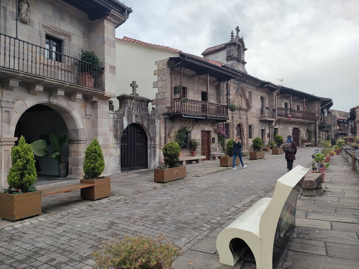 Vista del Camino Real a su paso por Riocorvo