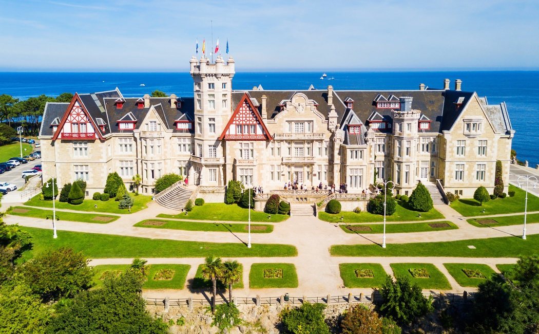 Guía perfecta del Palacio de La Magdalena, la residencia estival de Alfonso XIII y Victoria Eugenia