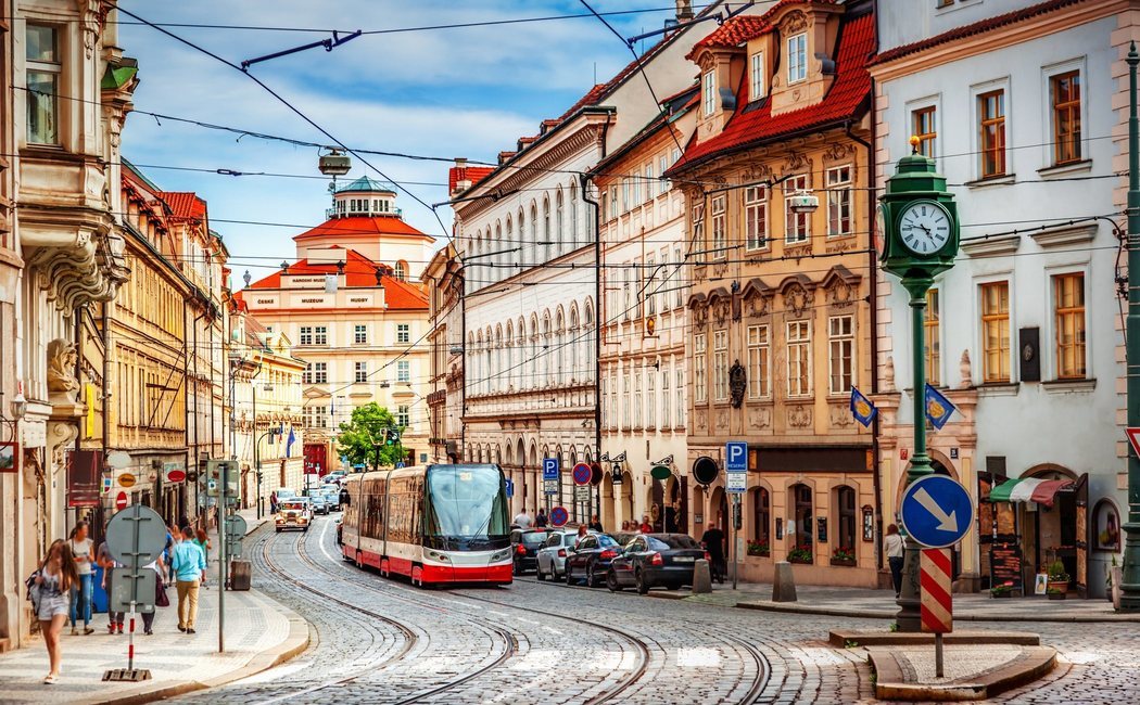 Cómo llegar al centro de Praga desde el aeropuerto